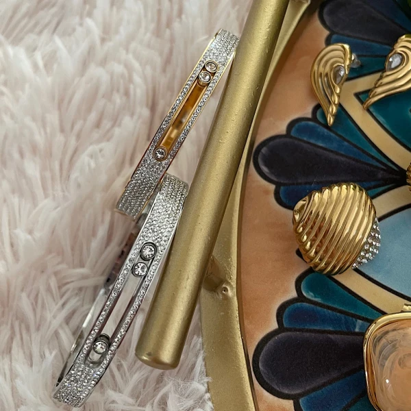 Celeste ατσάλινη χειροπέδα(ασημί ή χρυσό)