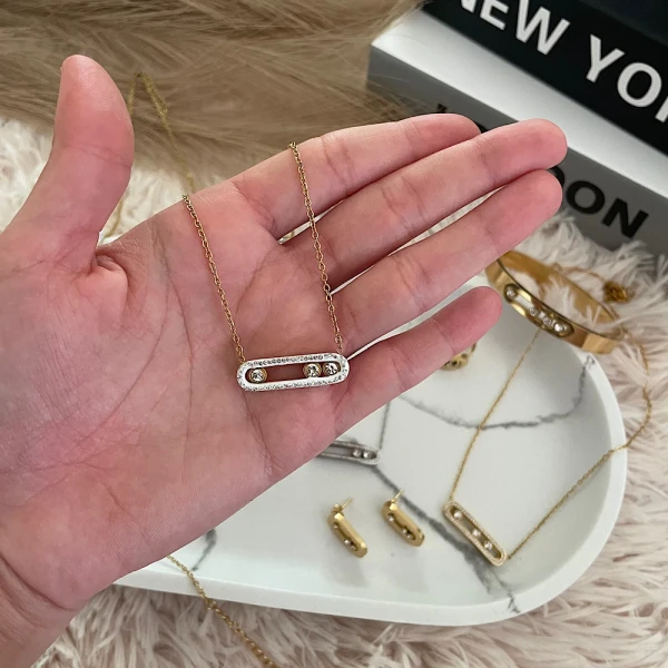 Lumière Steel Necklace(zircons)