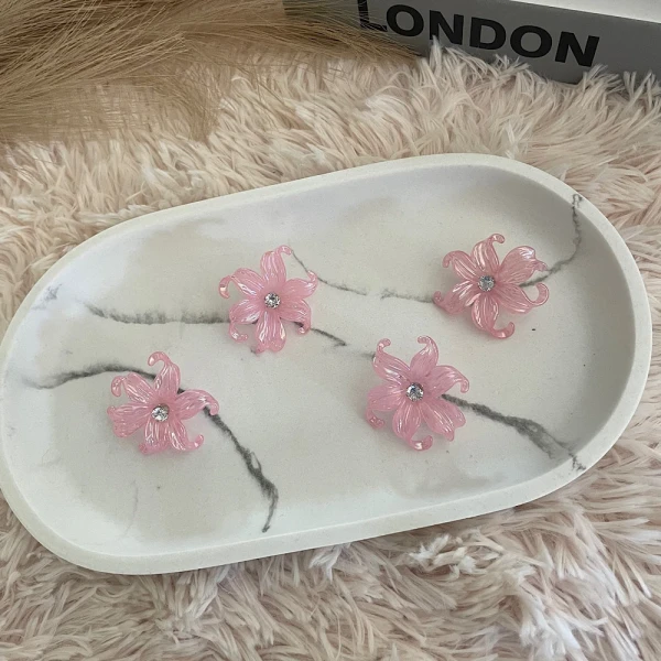 Anixis-Pink flower earrings.