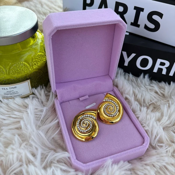 Coralia-Ατσάλινα σκουλαρίκια κοχύλι.