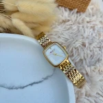 Gold Square Chic-Ατσάλινο και αδιάβροχο ρολόι.