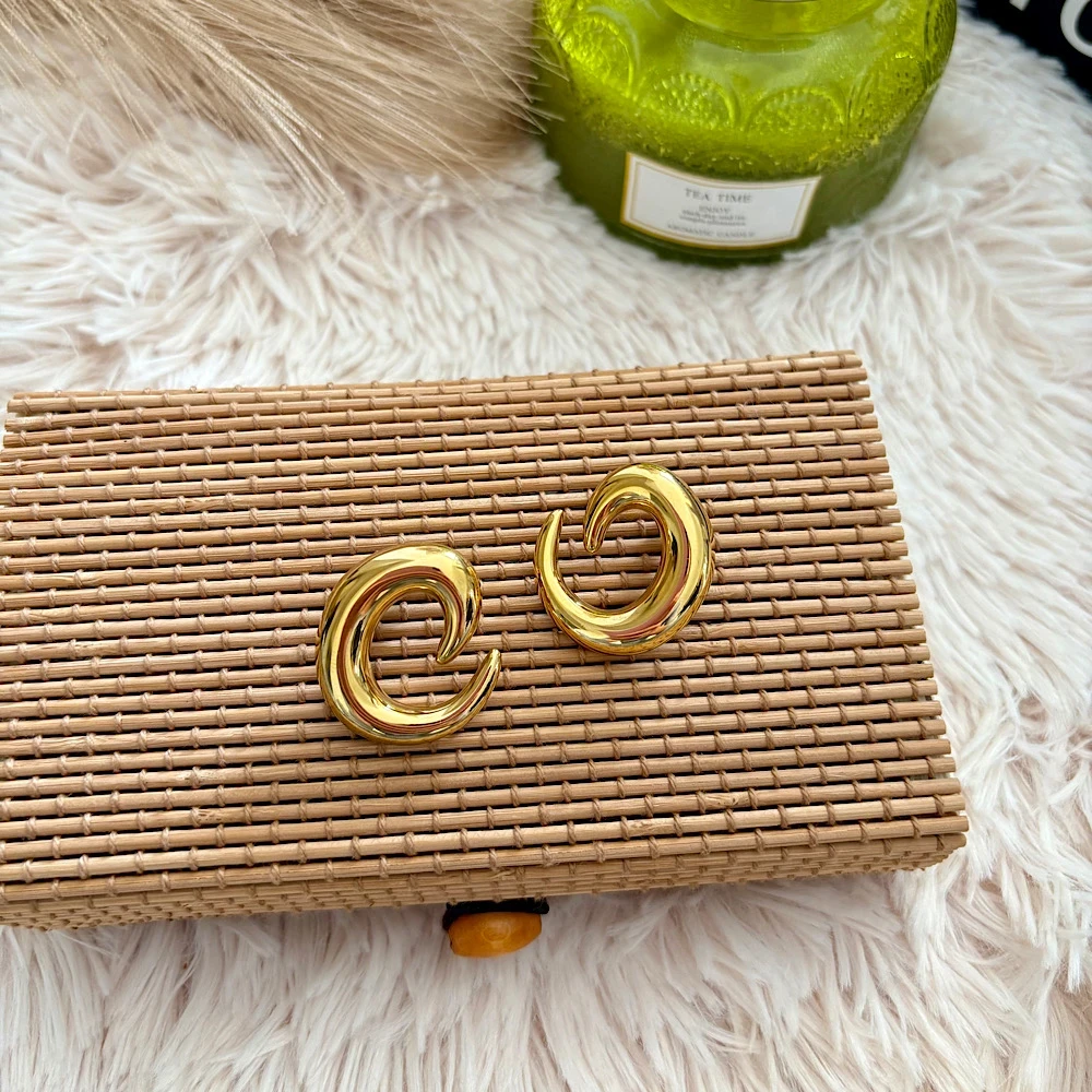 Bold gold twist-Stainless steel earrings