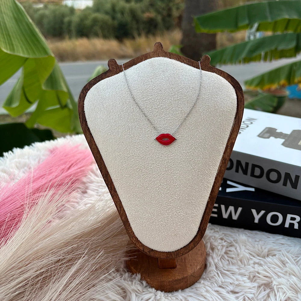 Κολιέ “Red Lips” – Ατσάλινο (Ασημί & Χρυσό)