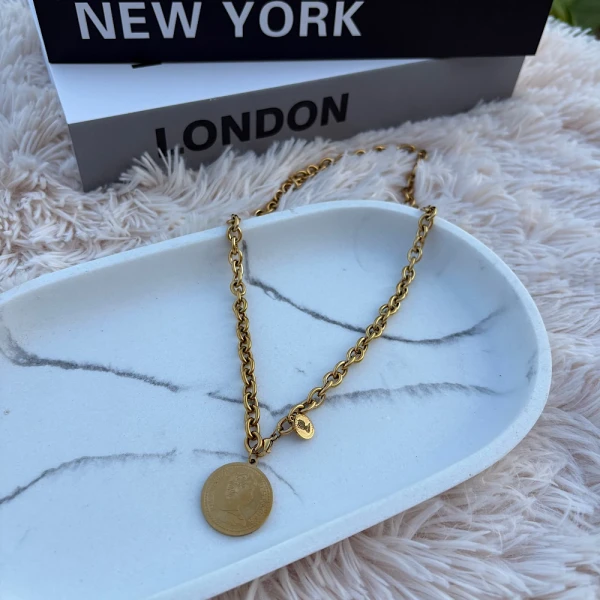 Κολιέ “Golden Coin” – Ατσάλι