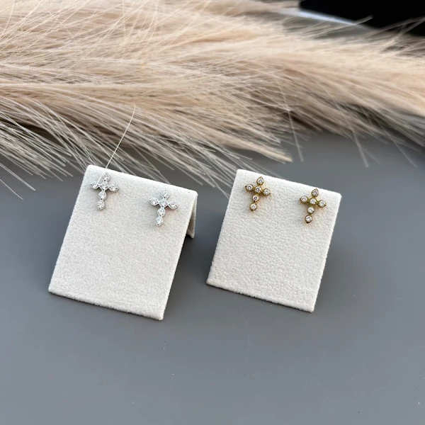 Σκουλαρίκια “Shiny Cross” – Ατσάλι με Ζιρκόν(διαθέσιμα σε χρυσό και ασημί)