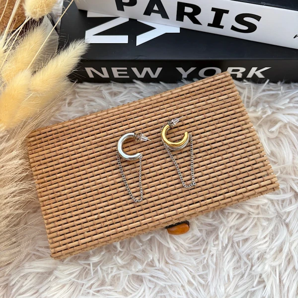 Dual Chain Hoops – Ατσάλινοι κρίκοι δύο Τόνων με αλυσίδα.